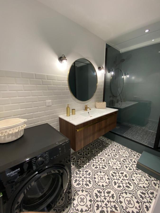 Ajaccio Magnifique T2 37M2 Centre Ville Vue Mer Au Bord De La Plage Neuf 4 Couchages Balcon Parking Prive Ferme Clim Wifi 外观 照片
