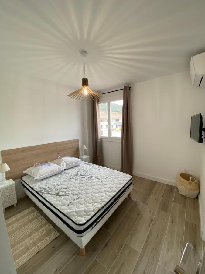 Ajaccio Magnifique T2 37M2 Centre Ville Vue Mer Au Bord De La Plage Neuf 4 Couchages Balcon Parking Prive Ferme Clim Wifi 外观 照片