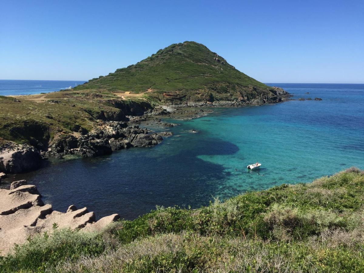 Ajaccio Magnifique T2 37M2 Centre Ville Vue Mer Au Bord De La Plage Neuf 4 Couchages Balcon Parking Prive Ferme Clim Wifi 外观 照片