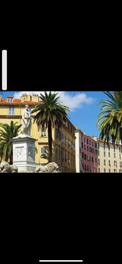 Ajaccio Magnifique T2 37M2 Centre Ville Vue Mer Au Bord De La Plage Neuf 4 Couchages Balcon Parking Prive Ferme Clim Wifi 外观 照片